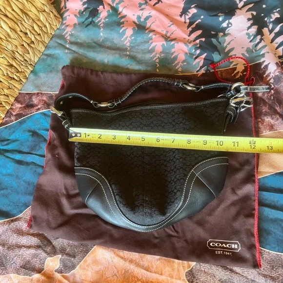 COACH women purse - Picture 8 of 12